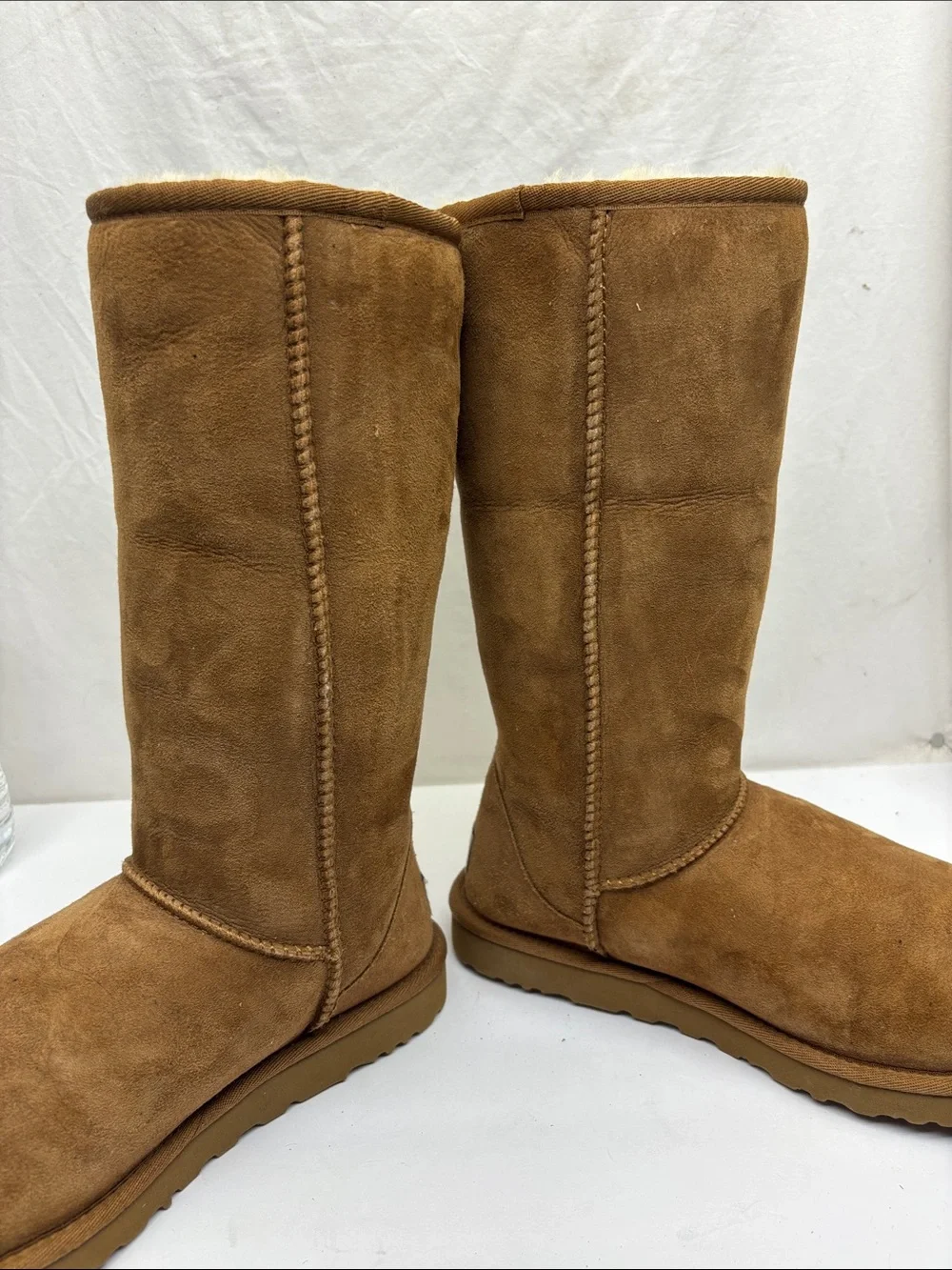 UGG Classic Tall Boots, size 7 women’s, box 1 G
